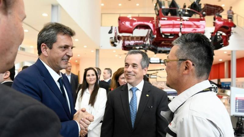 Massa estimó que la industria automotriz exportará por US$400 millones durante el resto del año